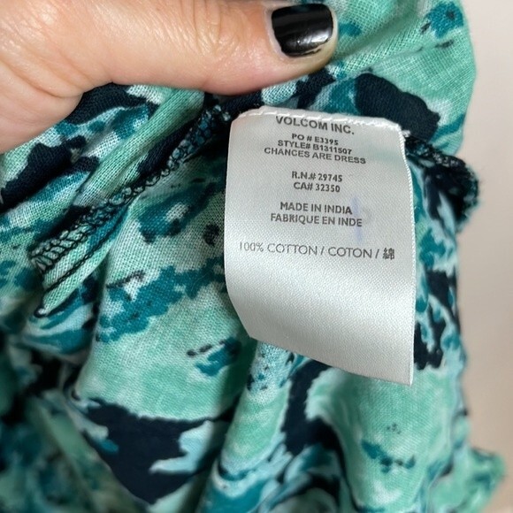 VOLCOM MIX PAISLEY PRINTED FLOWY HANDKERCHIEF HEM Spaghetti strap DRESS XS - Picture 7 of 11